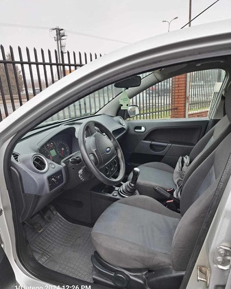 Ford Fiesta cena 5500 przebieg: 310000, rok produkcji 2006 z Kleczew małe 497